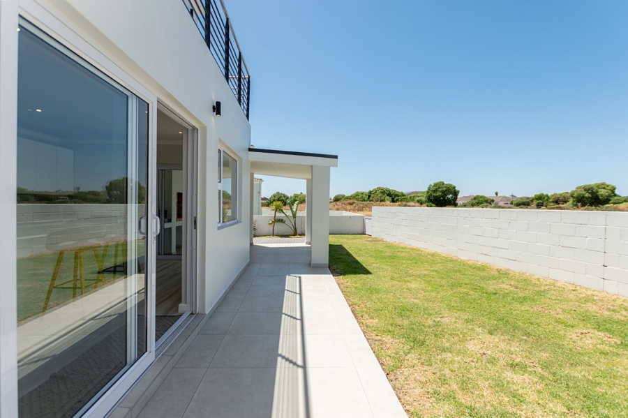 3 Bedroom Property for Sale in Country Club Western Cape
